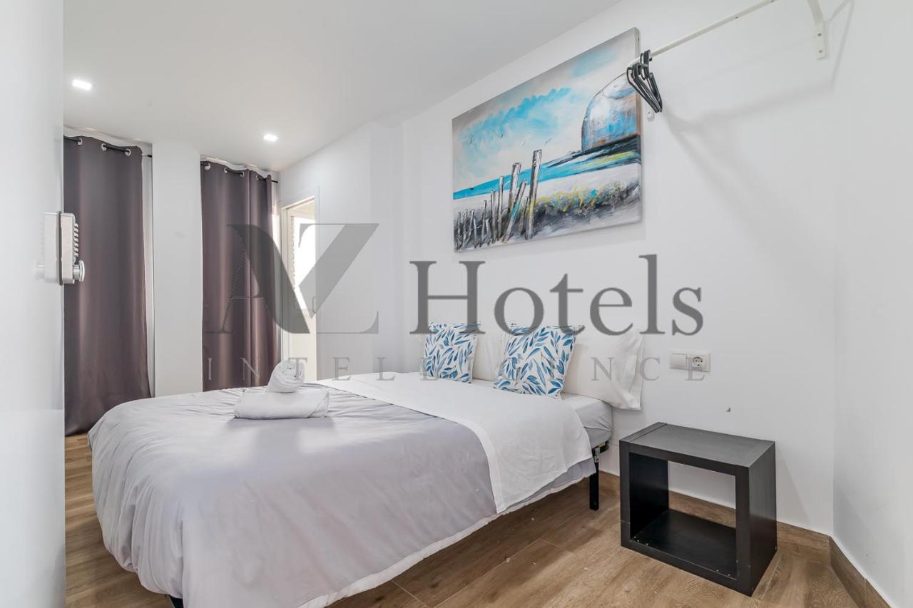Ayz Elcano - Auto Check-In Property Малага Екстер'єр фото