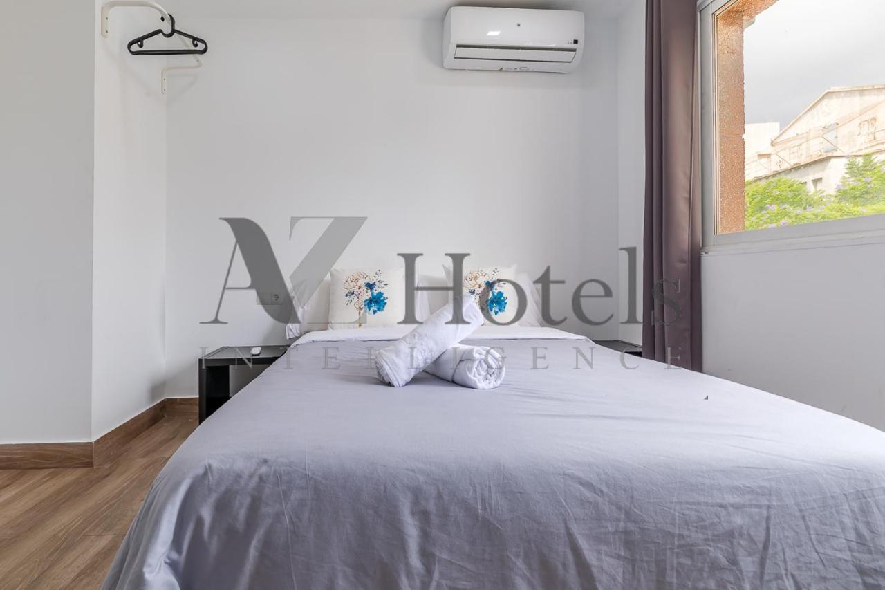 Ayz Elcano - Auto Check-In Property Малага Екстер'єр фото