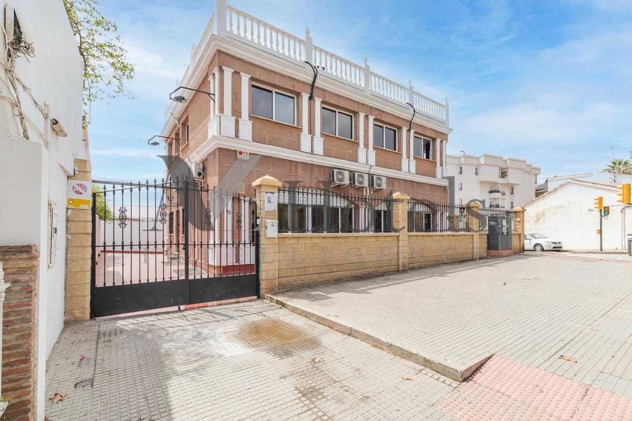 Ayz Elcano - Auto Check-In Property Малага Екстер'єр фото